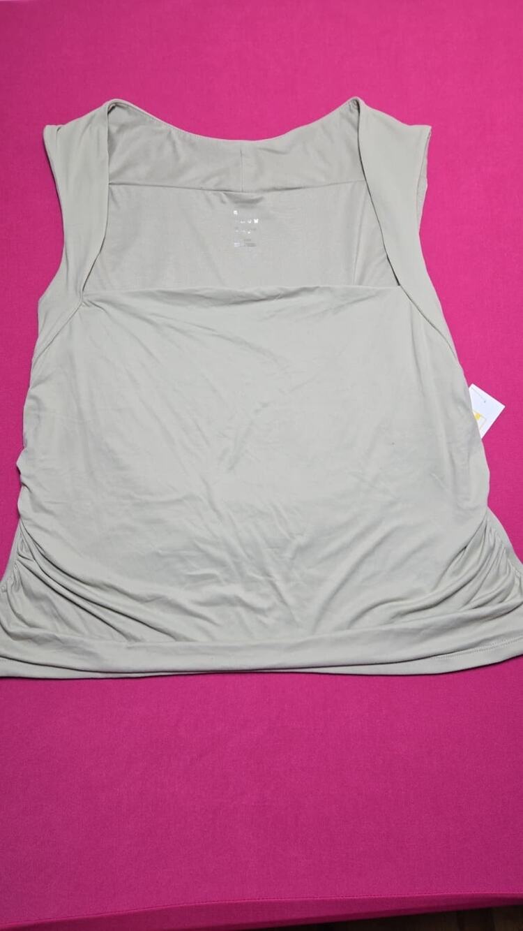 A New Day Women’s Light Gray Sleeveless Top Size XL Stretch Casual New